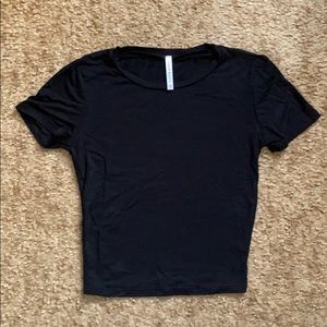 Lulu’s Basic Crop Top - Black